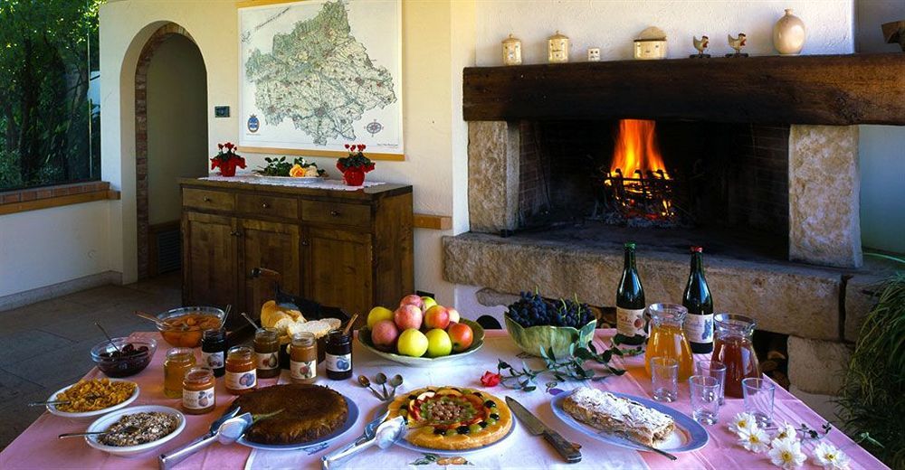 Bed and Breakfast Col Delle Rane Caerano Di San Marco Екстер'єр фото